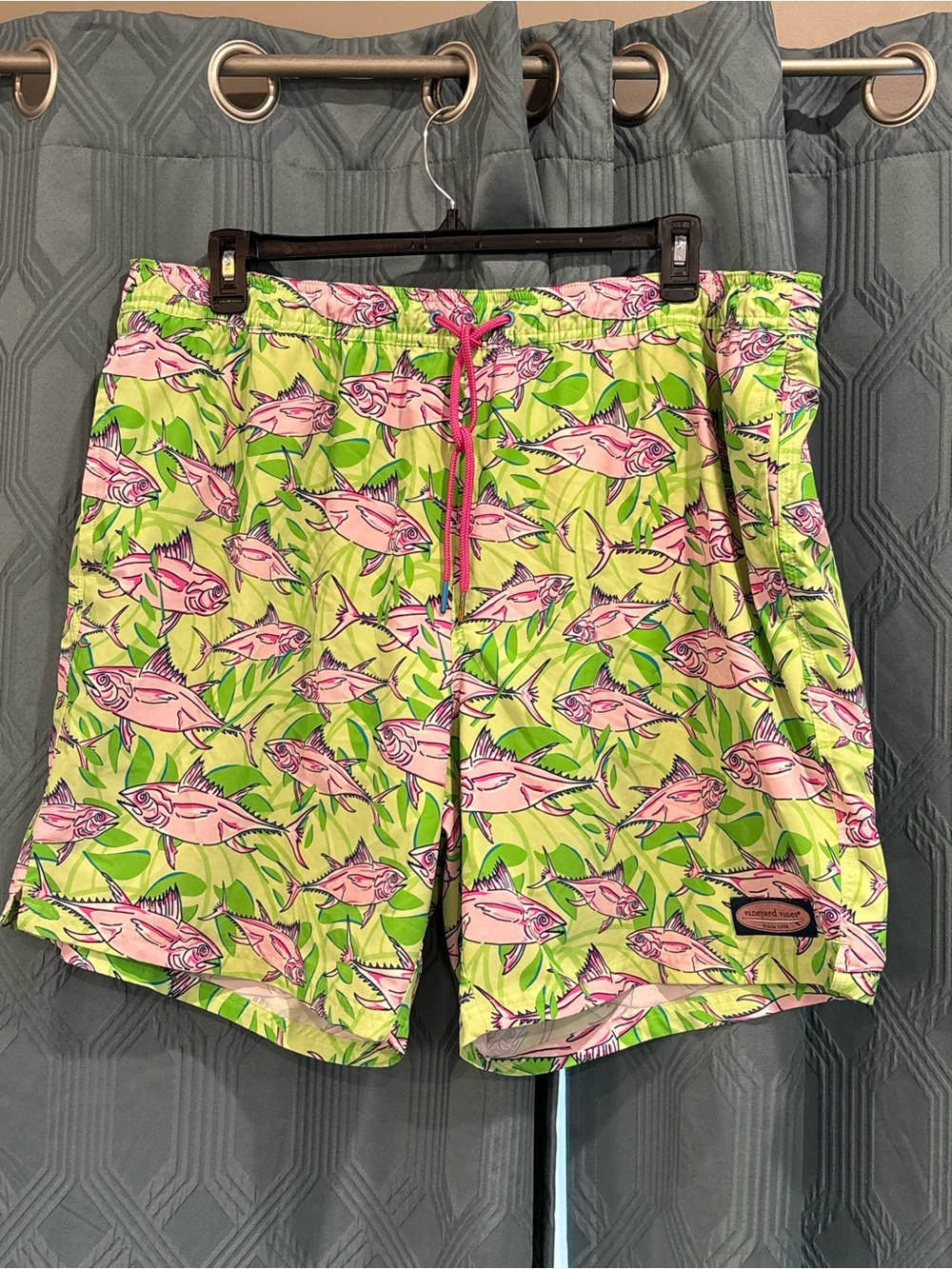 Vineyard Vines Lime Green Swim Shorts with Pink Fish Print Sz XT
